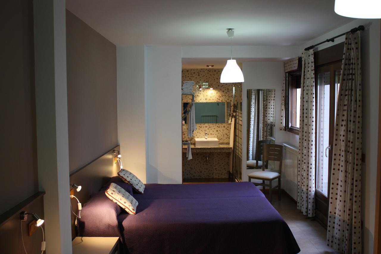 Hostal La Ribera Del Jucar Cuenca  Bagian luar foto