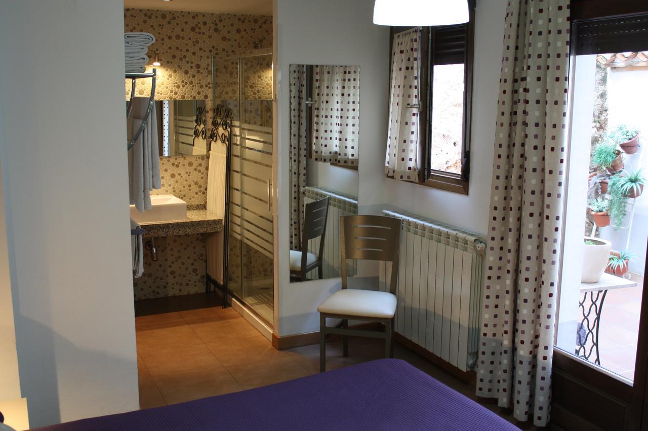 Hostal La Ribera Del Jucar Cuenca  Bagian luar foto
